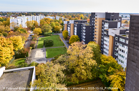 19.10.2025 - Blick aus meinem Burgfenster im Marx-Zentrum
